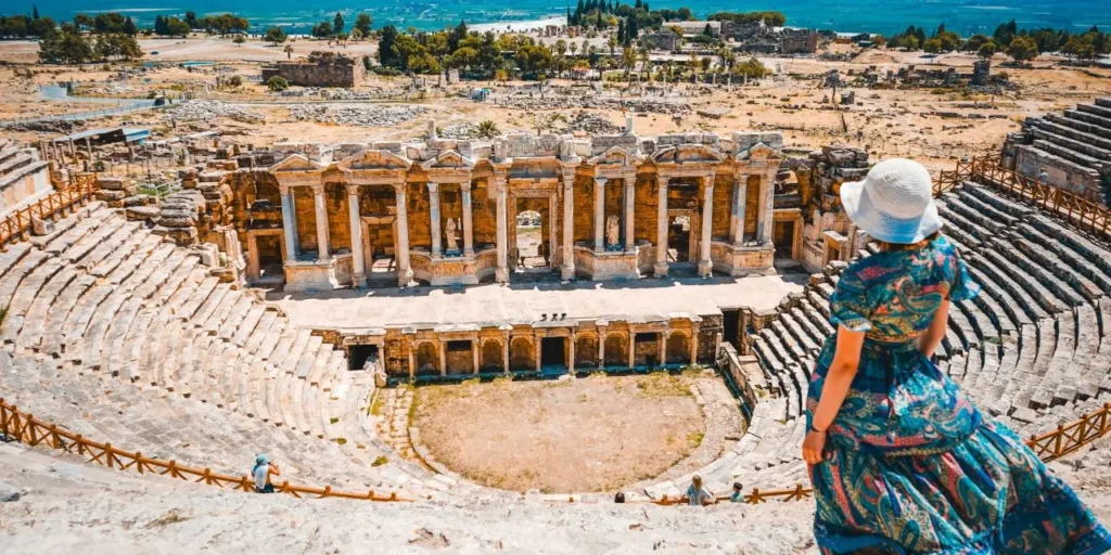 Día Mundial del Turismo 2026: la Agenda Digital que se olvidó de 300 millones de peregrinos